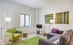 Bmyguest - Prestige Palace Apartment